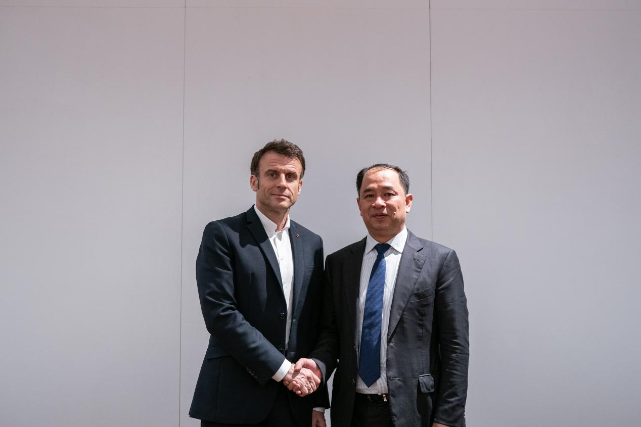 “感谢你们投资法国！！！！”法国总统马克龙会见公司唐杰雄董事长
